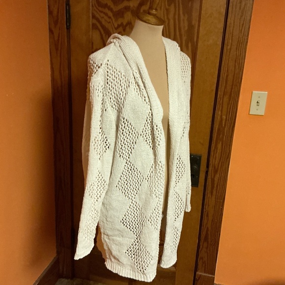 Nicole Miller Artelier Cozy Cream Hooded Women's Sweater - Picture 8 of 10